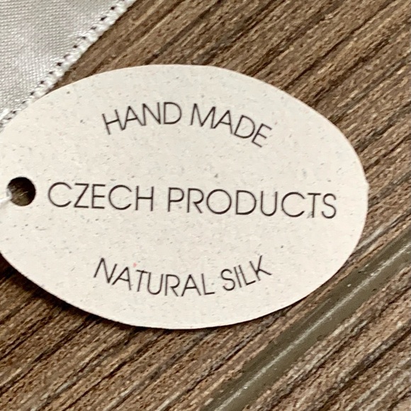 Hand Made Czech Republic Natural Silk Scarf  16/67” - Picture 5 of 8